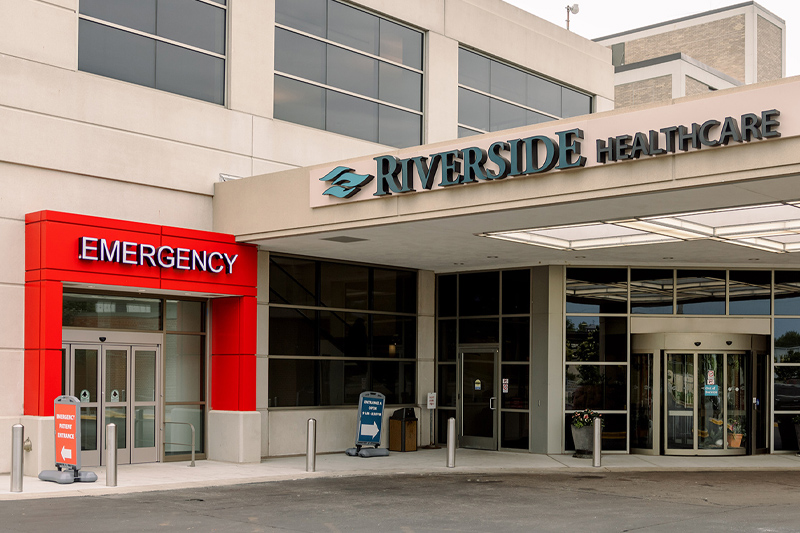 Riverside Medical Center's Emergency Department Entrance