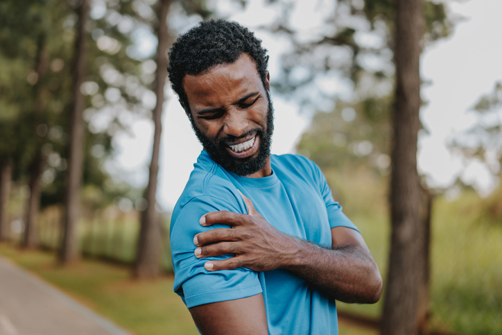 man with shoulder pain