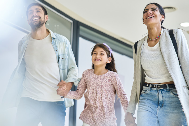 family walking into primary care appointment