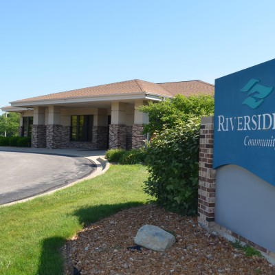 Front entrance of Riverside Food Pantry